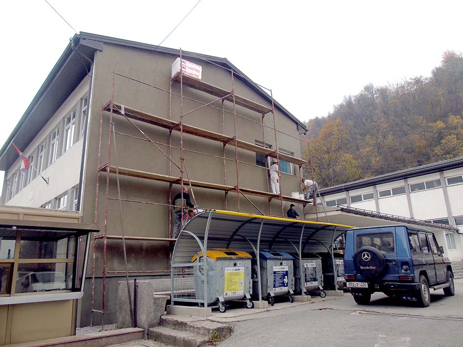 Počeli radovi na utopljavanju zgrade osnovne škole