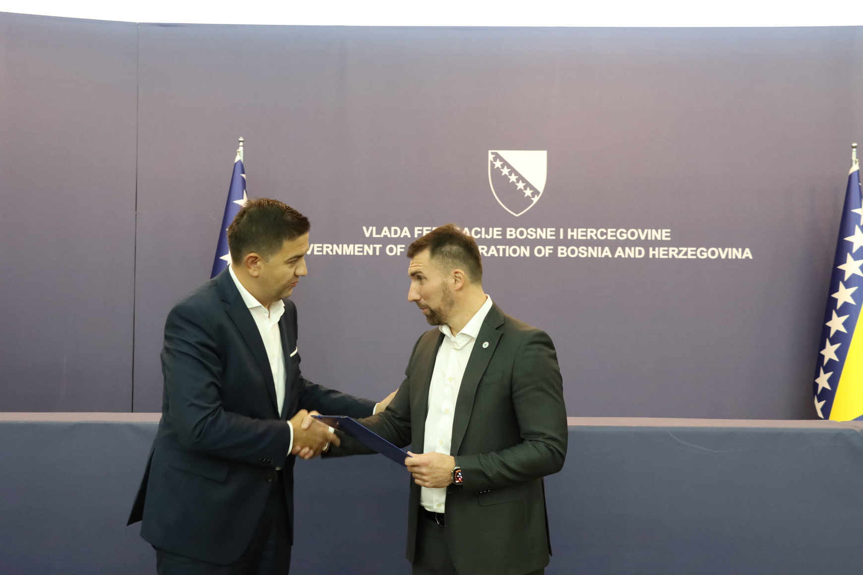 Načelnik Renato Pejak potpisao sporazum s Federalnim ministarstvom. Europska unija pomaže domaćinstvima u Federaciji s 64 milijuna KM. 