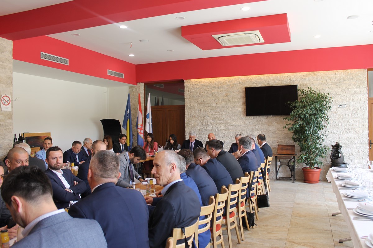 Načelnik Pejak sudjelovao na koordinaciji načelnika, gradonačelnika i županijskih premijera u Stocu